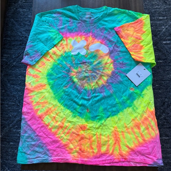 Tie-Dye Short Sleeve Tee Rumble Boxing Wink logo - Picture 1 of 3